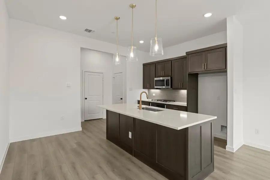 Kitchen Representative Photo featuring the Laguna Collection Kitchen Representative Photo featuring the Laguna Collection