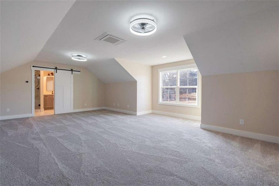 Spacious, unfurnished interior of a new home in , Monroe (Image 41).