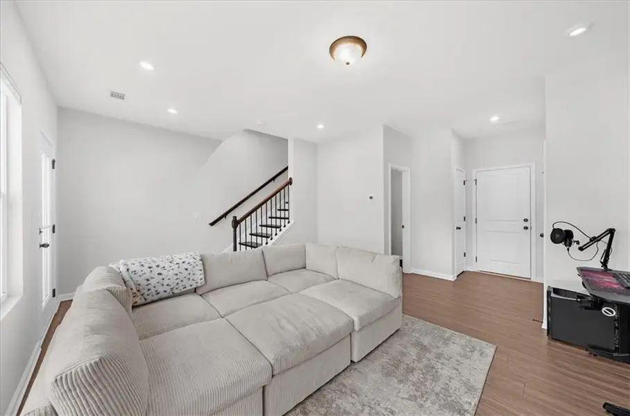 Furnished interior view inside a new home in , Acworth (Image 44).