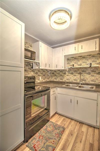 Furnished interior view inside a new home in , Anthony (Image 11).