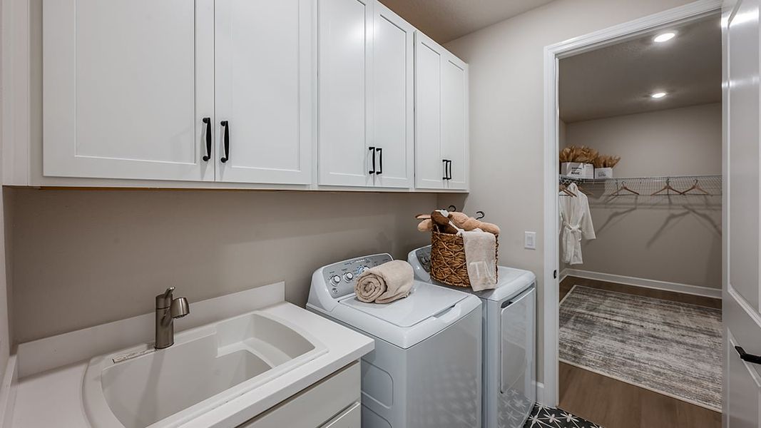 Furnished interior view inside a new home in Lochside, Mount Dora (Image 29).