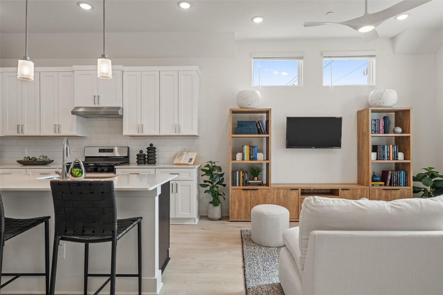 Photos are of a staged model with the same floor plan. Actual residence and interior finishes may vary. Photos are of a staged model with the same floor plan. Actual residence and interior finishes may vary.