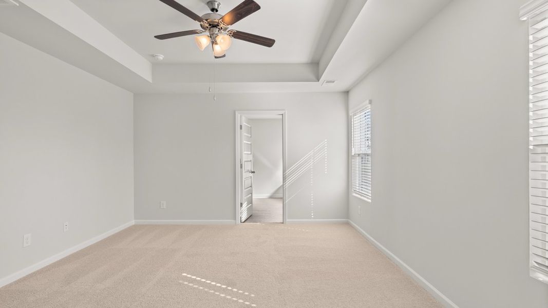 Spacious, unfurnished interior of a new home in Wrenfield at Chanticleer, North Augusta (Image 24).