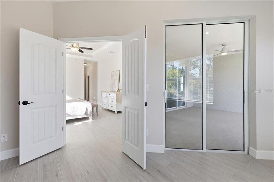 Spacious, unfurnished interior of a new home in , Englewood (Image 21).