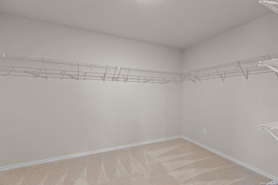 Spacious, unfurnished interior of a new home in Horizon Ridge, San Antonio (Image 19). Spacious, unfurnished interior of a new home in Horizon Ridge, San Antonio (Image 19).