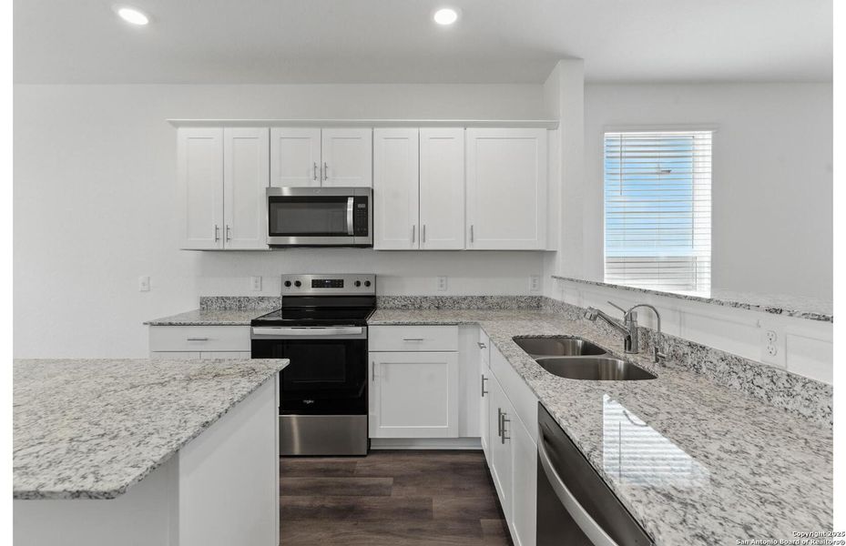 Furnished interior view inside a new home in The Overlook at Creekside, New Braunfels (Image 8).