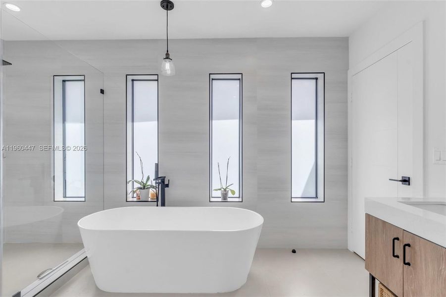 Furnished interior view inside a new home in , Miami (Image 19).