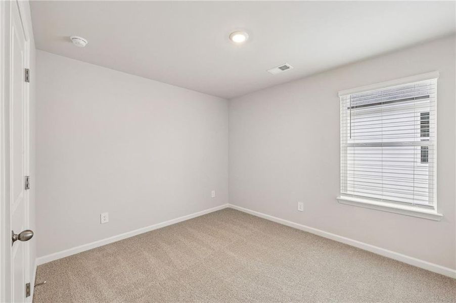 Spacious, unfurnished interior of a new home in Hawthorne Station, College Park (Image 24). Spacious, unfurnished interior of a new home in Hawthorne Station, College Park (Image 24).