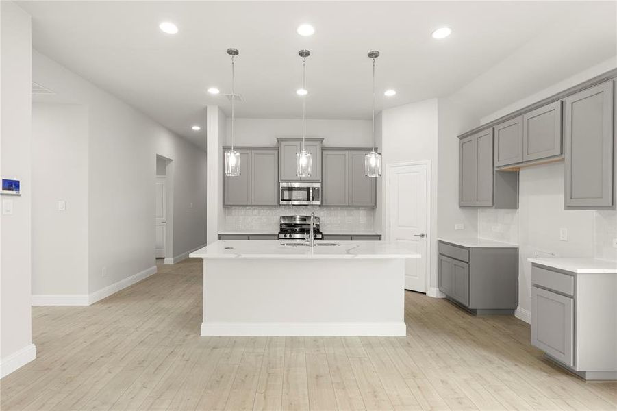 Furnished interior view inside a new home in Creekside, Royse City (Image 6).