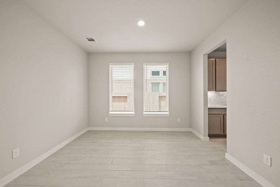 Spacious, unfurnished interior of a new home in Beacon Hill, Waller (Image 9). Spacious, unfurnished interior of a new home in Beacon Hill, Waller (Image 9).