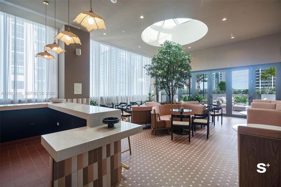 Community amenities in , Miami (Image 25).