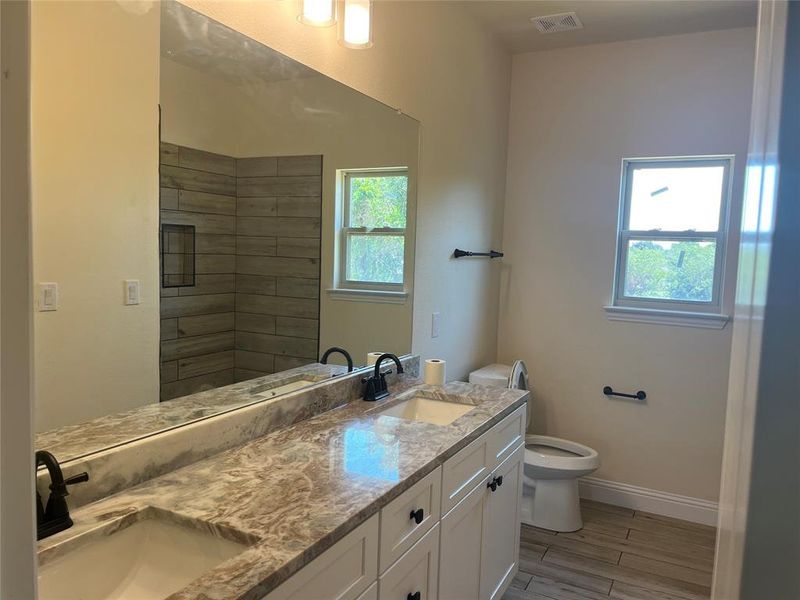 Furnished interior view inside a new home in , Fort Worth (Image 9).