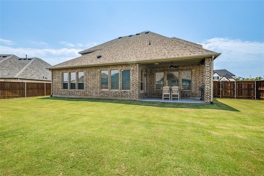 Exterior details and patio area of a home in , Flower Mound (Image 2).