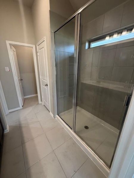 Image 4 of a home in Grand Central Park.