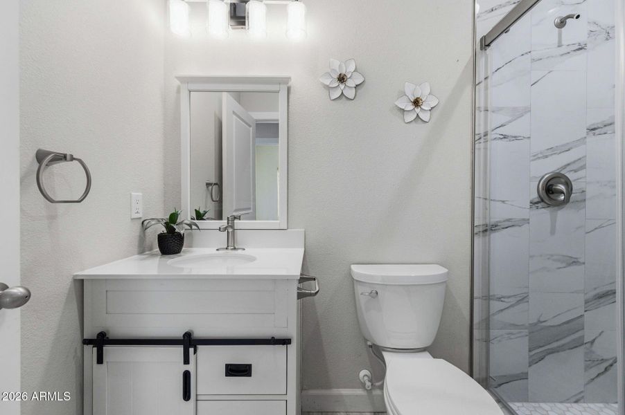 25-web-or-mls-158 N Pettoshas Dr-24