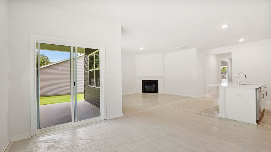 Spacious, unfurnished interior of a new home in Palmetto Valley, Anderson (Image 19). Spacious, unfurnished interior of a new home in Palmetto Valley, Anderson (Image 19).