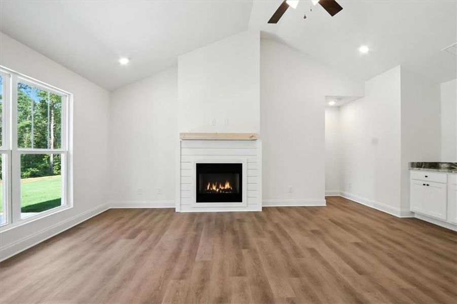 Spacious, unfurnished interior of a new home in , Hartwell (Image 30).
