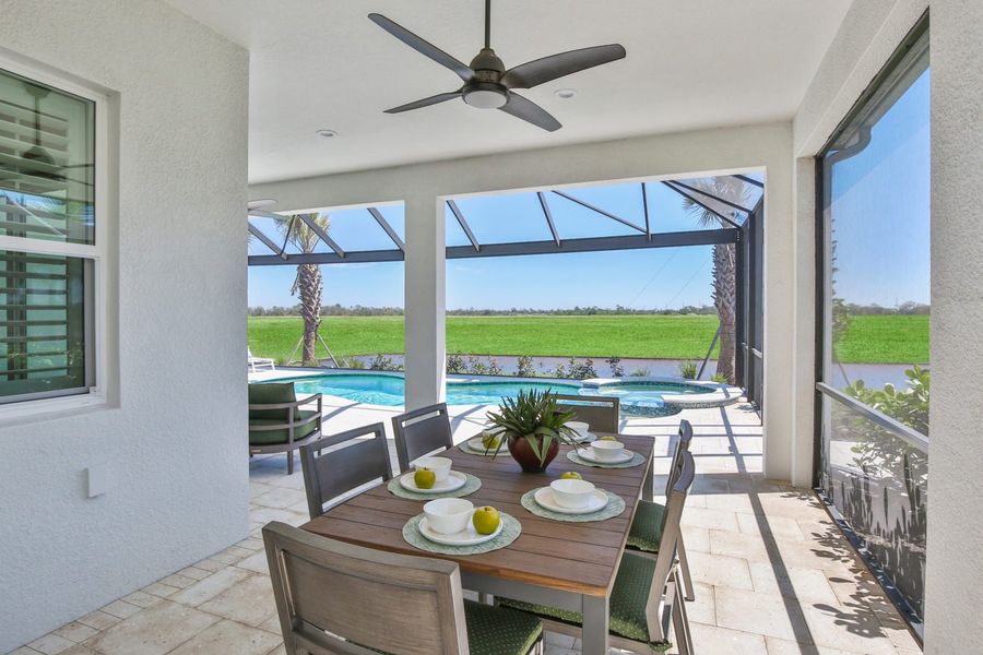 Exterior details and patio area of a home in Palm Grove, Lakewood Ranch (Image 3).