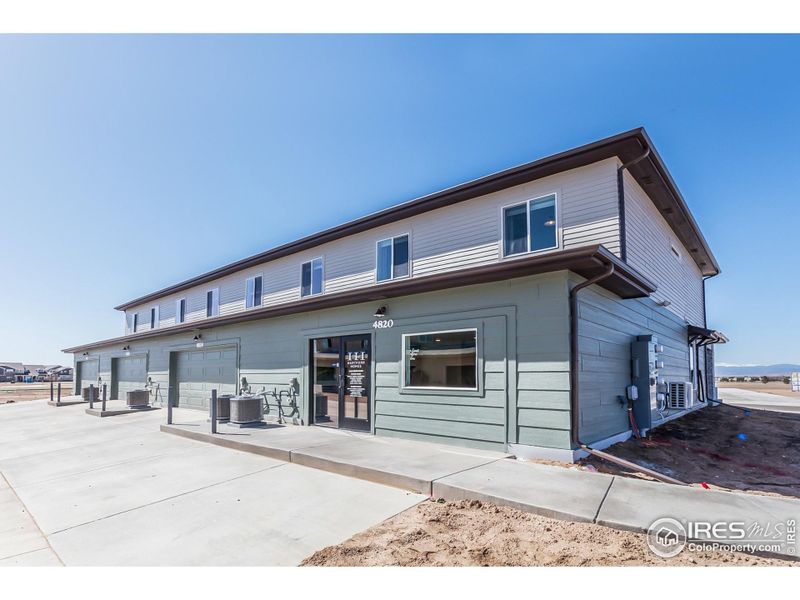 EXAMPLE PHOTO: GARAGE