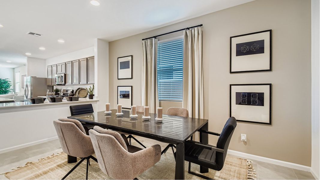 3078 Solana Dining Base2