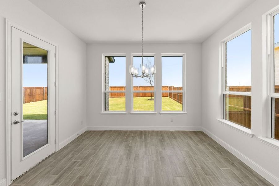 Representative unfurnished interior of a home built from the Grayson by UnionMain Homes in Cambridge Crossing, Celina (Image 40).