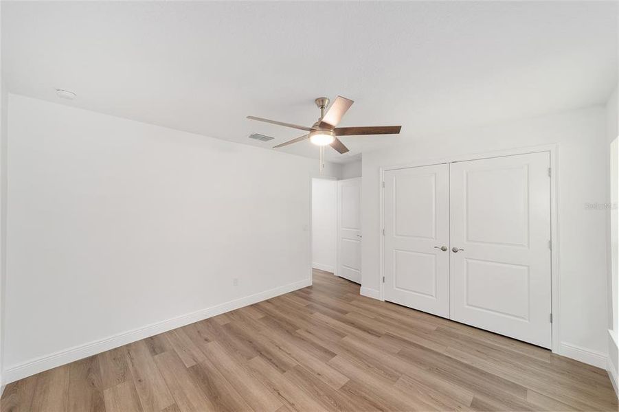 Spacious, unfurnished interior of a new home in , Ocala (Image 10).