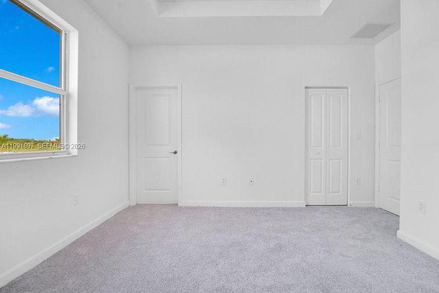 Spacious, unfurnished interior of a new home in , Homestead (Image 17). Spacious, unfurnished interior of a new home in , Homestead (Image 17).
