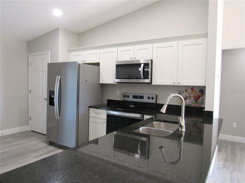 Furnished interior view inside a new home in , Dunnellon (Image 15).