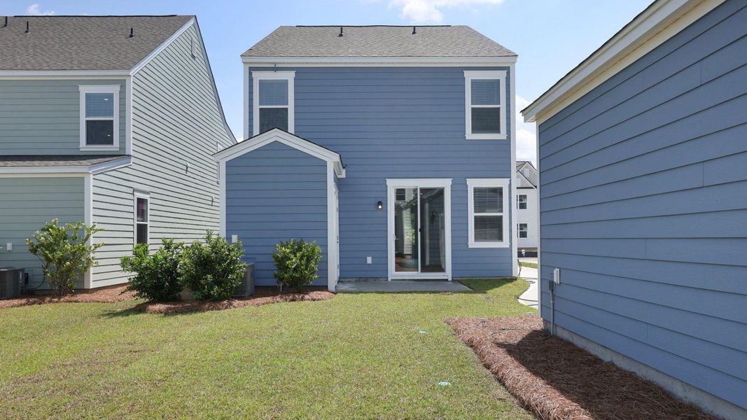 Exterior details and patio area of a home in Sheep Island, Summerville (Image 25).