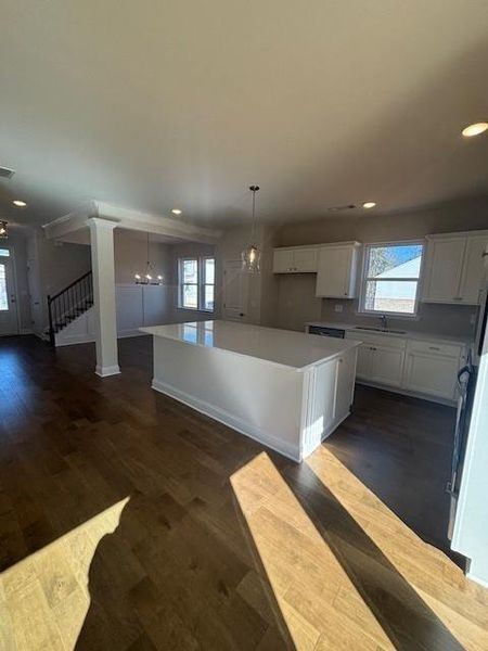 Spacious, unfurnished interior of a new home in Edenglen, Buford (Image 7).