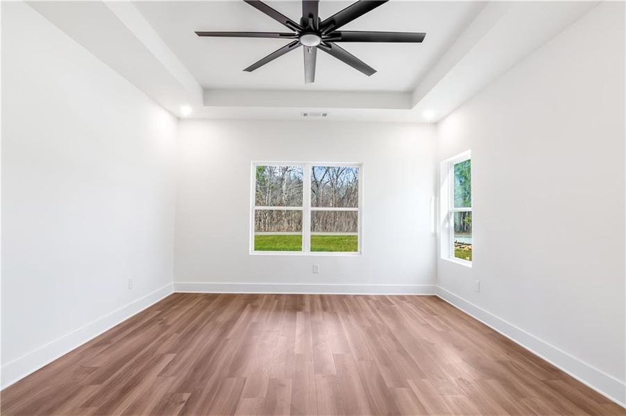 Spacious, unfurnished interior of a new home in , Talking Rock (Image 47).