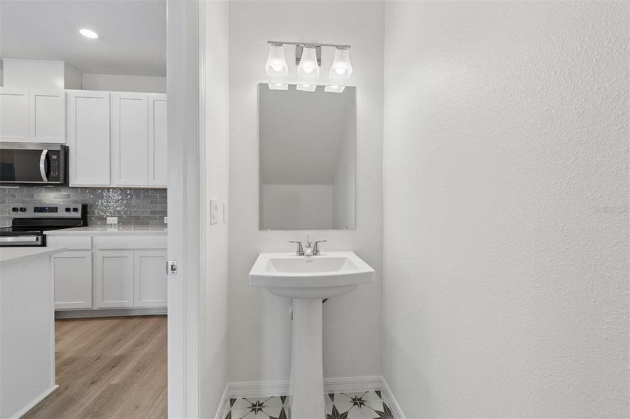 Furnished interior view inside a new home in Waterset Townhomes, Apollo Beach (Image 14).
