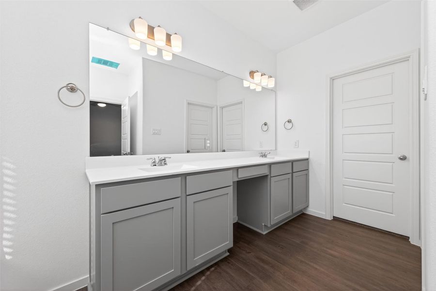 Furnished interior view inside a new home in Enclave at Willis, Willis (Image 16).