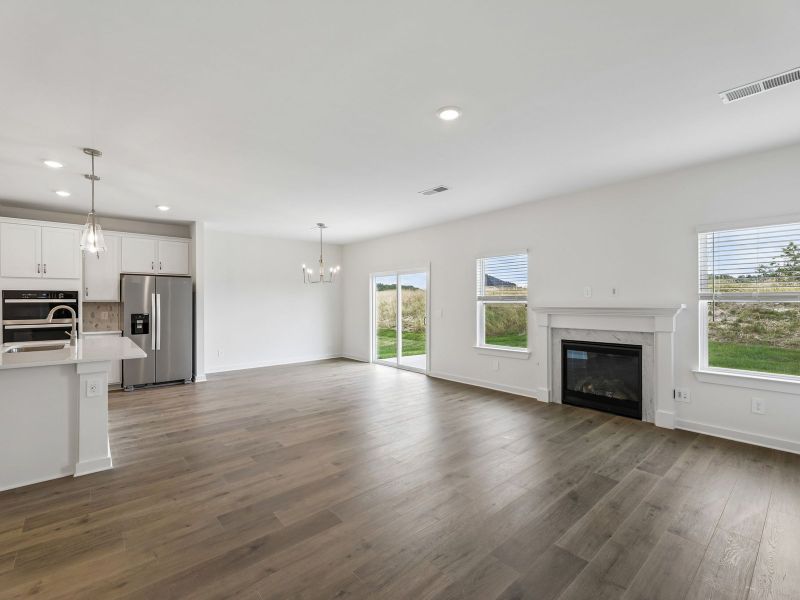 Spacious, unfurnished interior of a new home in Mansker Farms - Bronze Series, Hendersonville (Image 8). Spacious, unfurnished interior of a new home in Mansker Farms - Bronze Series, Hendersonville (Image 8).