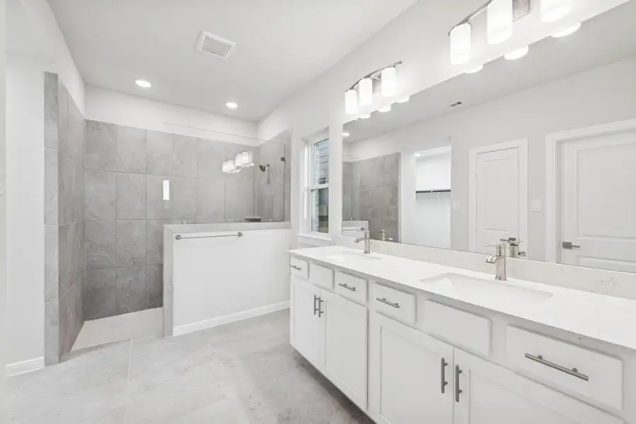 Furnished interior view inside a new home in The Grand Prairie 40’, Hockley (Image 4). Furnished interior view inside a new home in The Grand Prairie 40’, Hockley (Image 4).