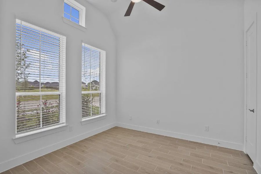 Spacious, unfurnished interior of a new home in Attwater 65's, Waller (Image 27).