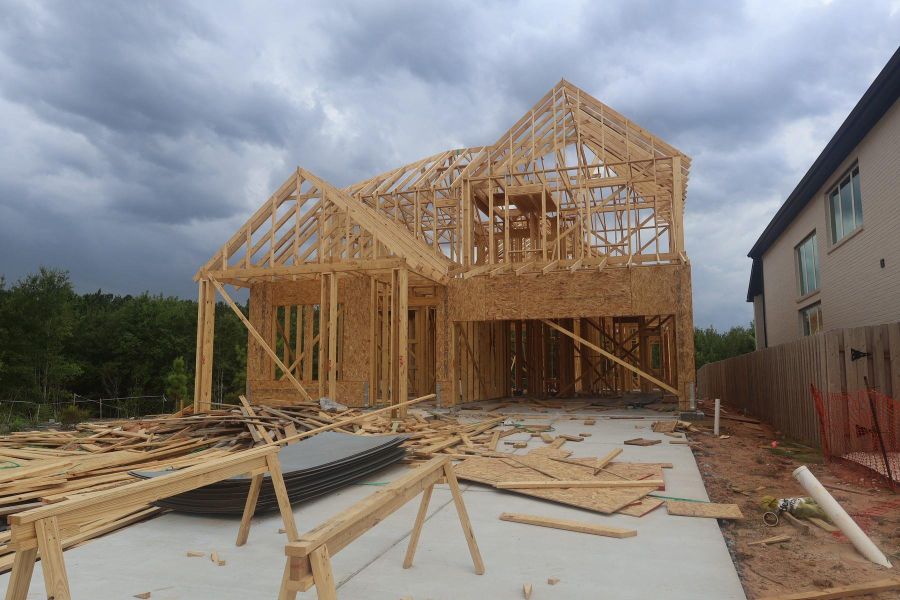 Let us show you how our advanced framing techniques have stood the test of time and allow more insulation for a quieter and more energy-efficient home. Let us show you how our advanced framing techniques have stood the test of time and allow more insulation for a quieter and more energy-efficient home.
