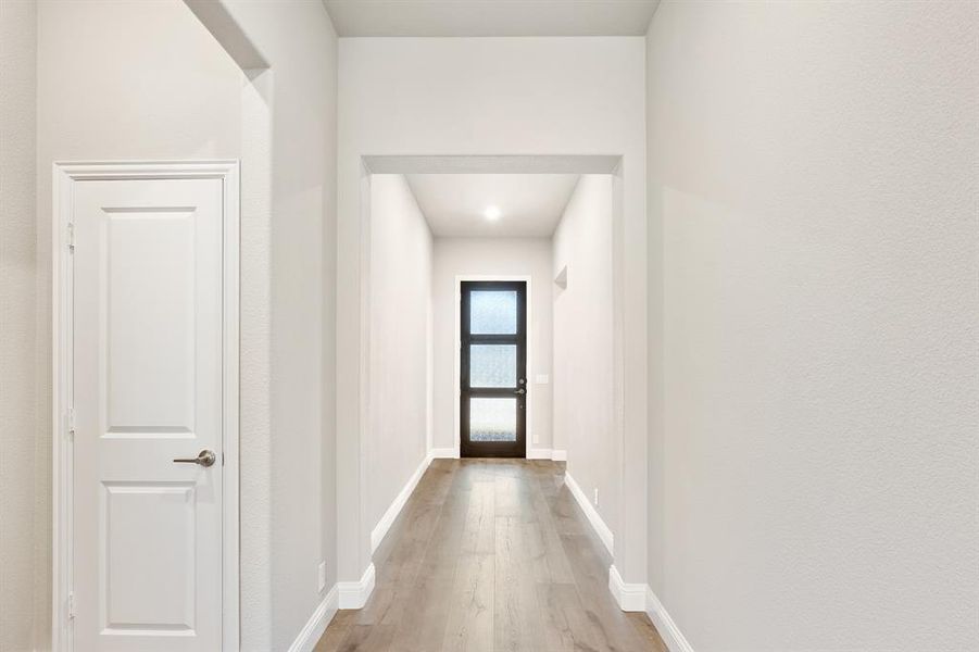 Spacious, unfurnished interior of a new home in Union Park Classic 60, Little Elm (Image 18).