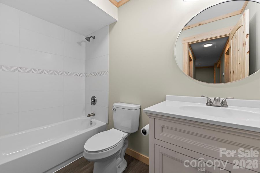 Second bathroom off Hallway