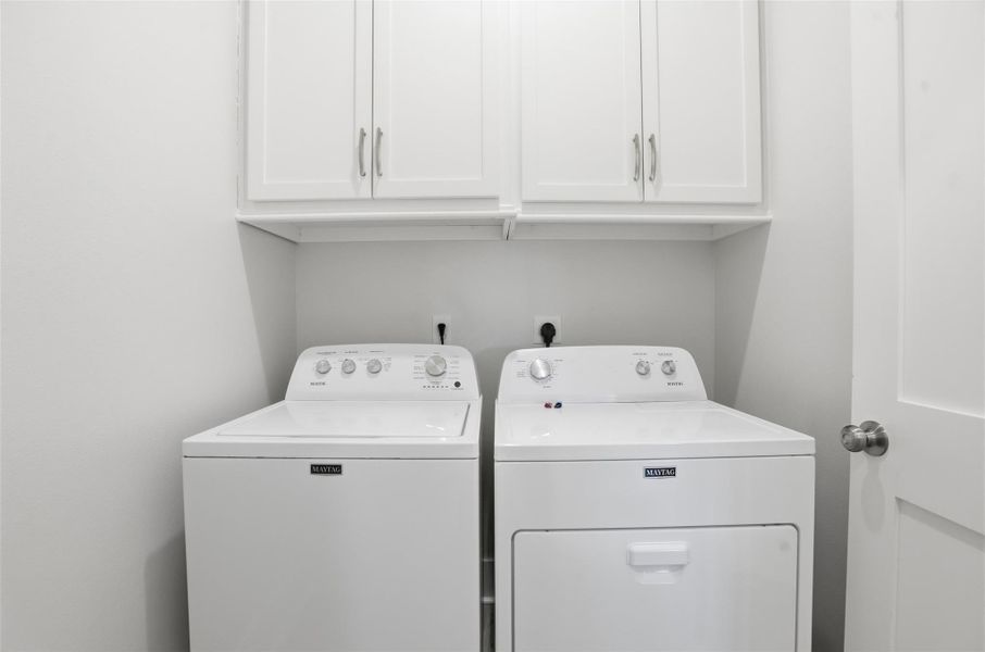 Close-up of interior finishes inside a home in , Galveston (Image 20).