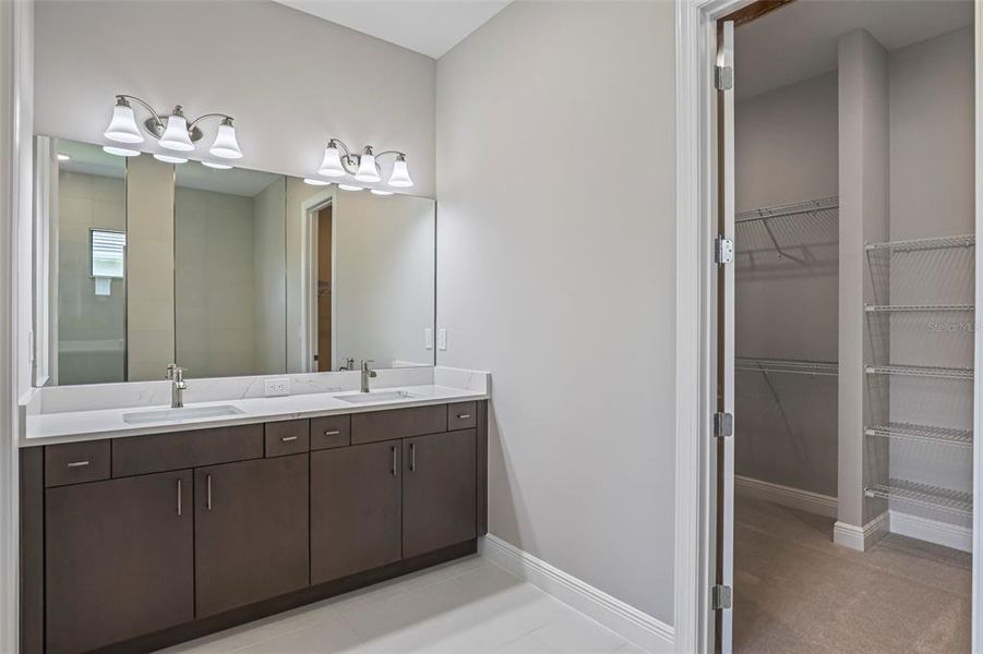 Furnished interior view inside a new home in Cresswind Lakewood Ranch, Lakewood Ranch (Image 10).