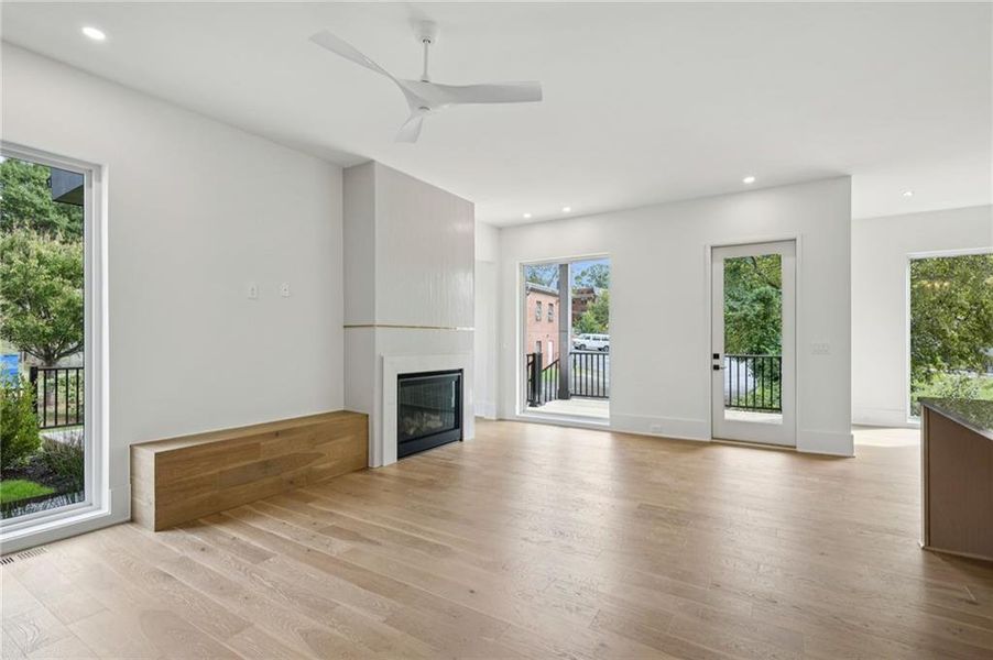 Spacious, unfurnished interior of a new home in , Atlanta (Image 38).