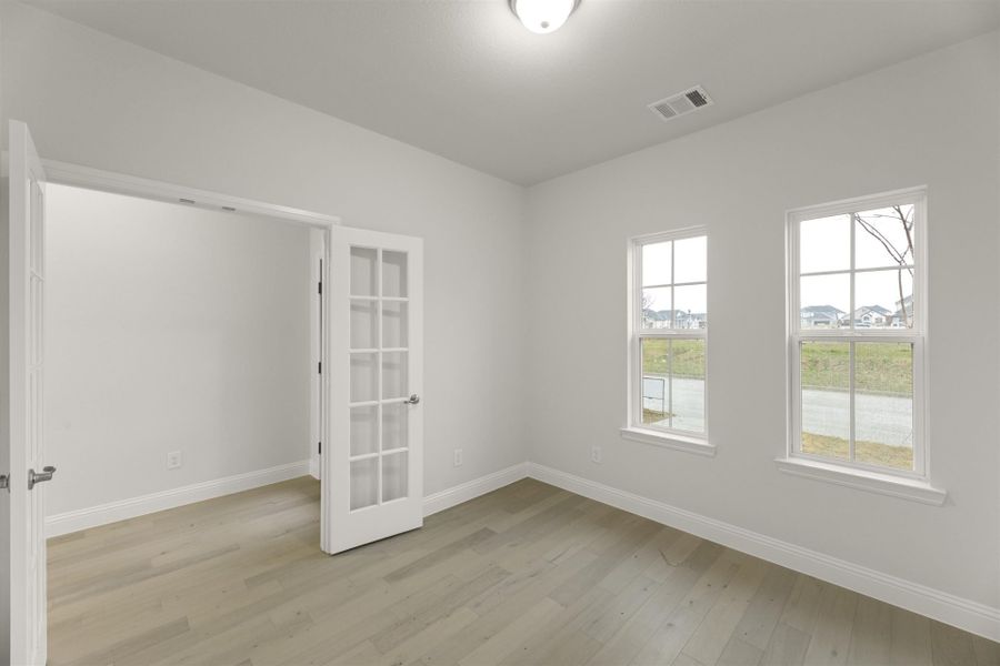 Spacious, unfurnished interior of a new home in La Terra at Uptown Celina, Celina (Image 16).
