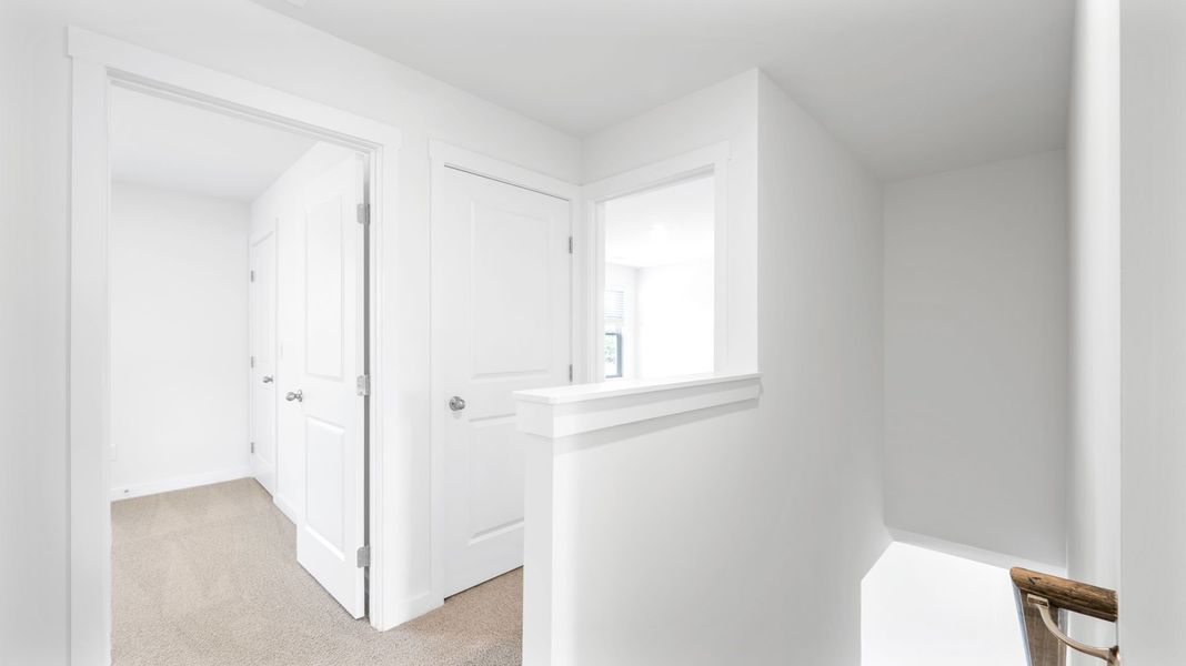 Spacious, unfurnished interior of a new home in The Cove at Thrasher Landing, Hixson (Image 22).