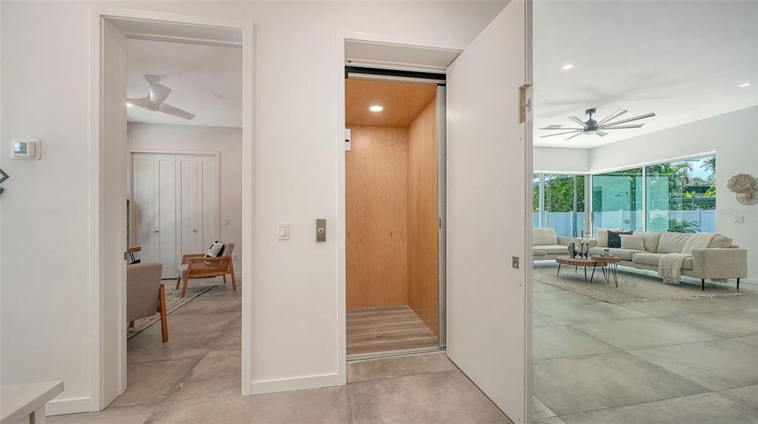 Furnished interior view inside a new home in , Sarasota (Image 48).