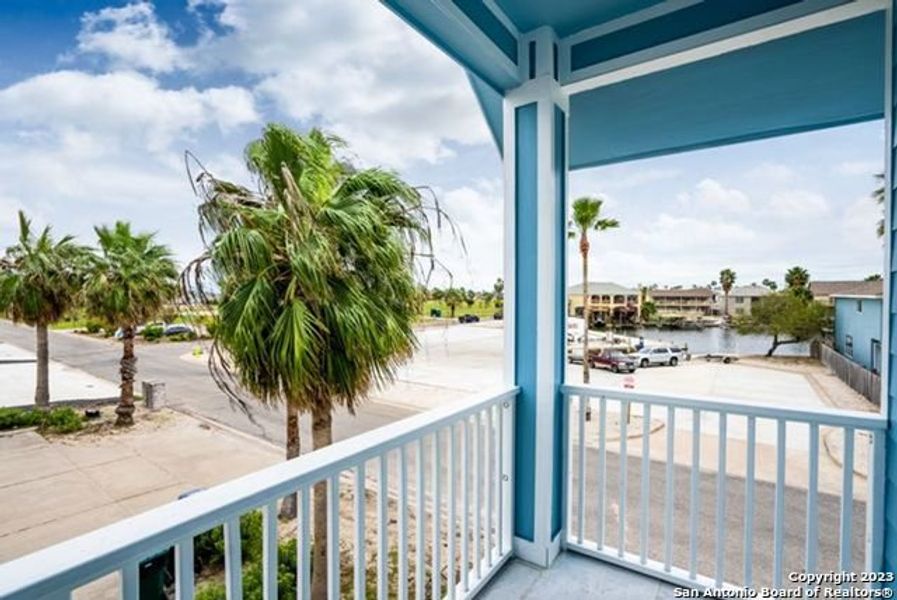 Exterior details and patio area of a home in , Corpus Christi (Image 24).