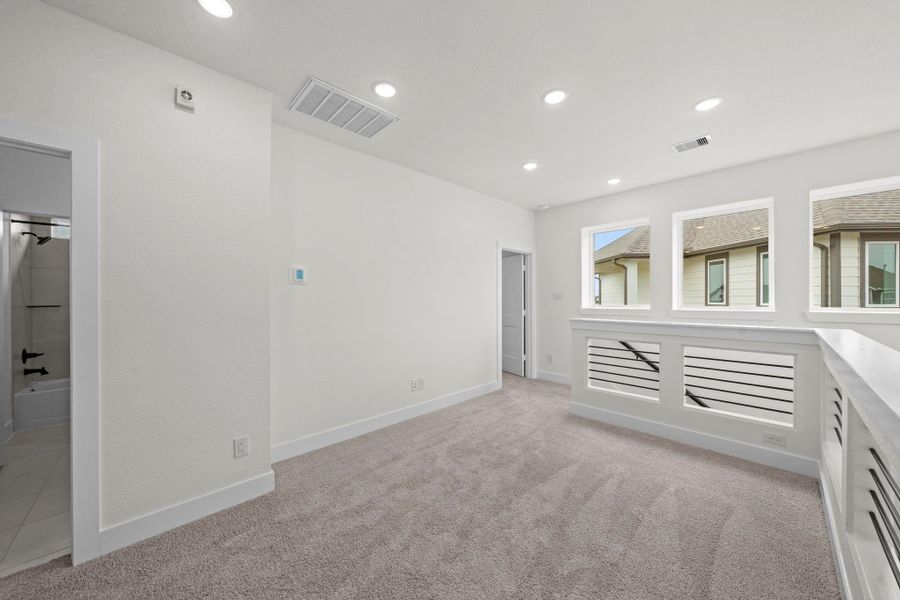 Spacious, unfurnished interior of a new home in , Katy (Image 28). Spacious, unfurnished interior of a new home in , Katy (Image 28).
