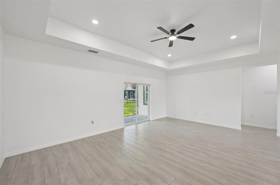 Spacious, unfurnished interior of a new home in , North Port (Image 17).