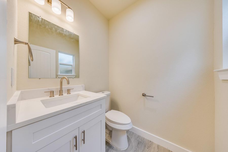 Convenient half bath on the first floor, perfect for guests and everyday use. Schedule your visit now! Convenient half bath on the first floor, perfect for guests and everyday use. Schedule your visit now!