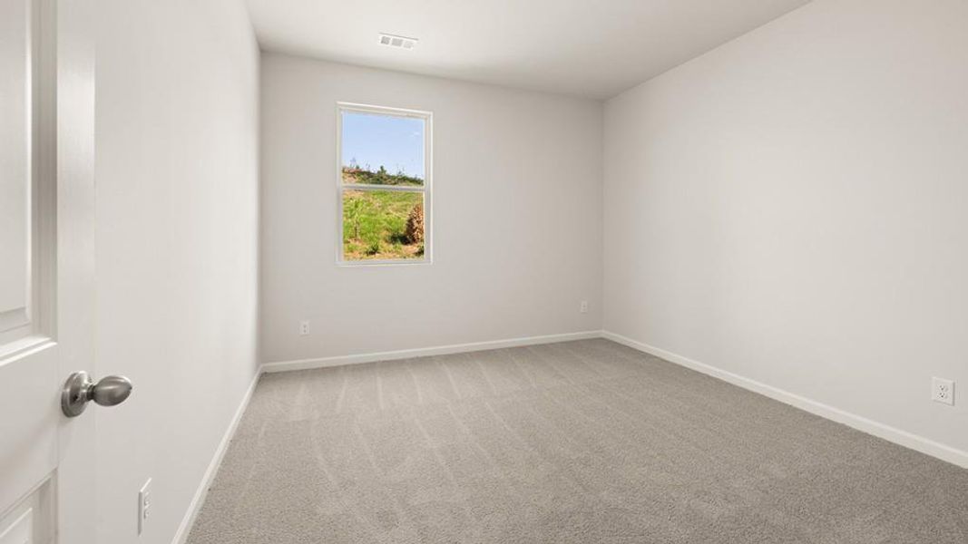 Spacious, unfurnished interior of a new home in , Union City (Image 14).